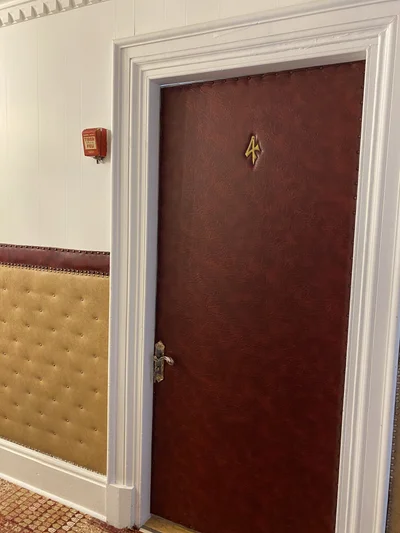 CHAMBRE HÔTEL 4